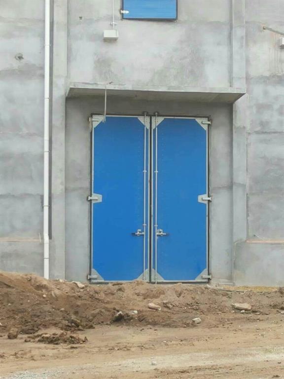 糧庫(kù)保溫門